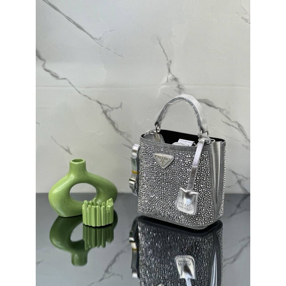 Marka Muadil gri Çanta